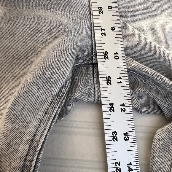 Old Navy Womens Rockstar Super Skinny Jeans Size 4 High Rise Gray Denim Stretch - Picture 9 of 10